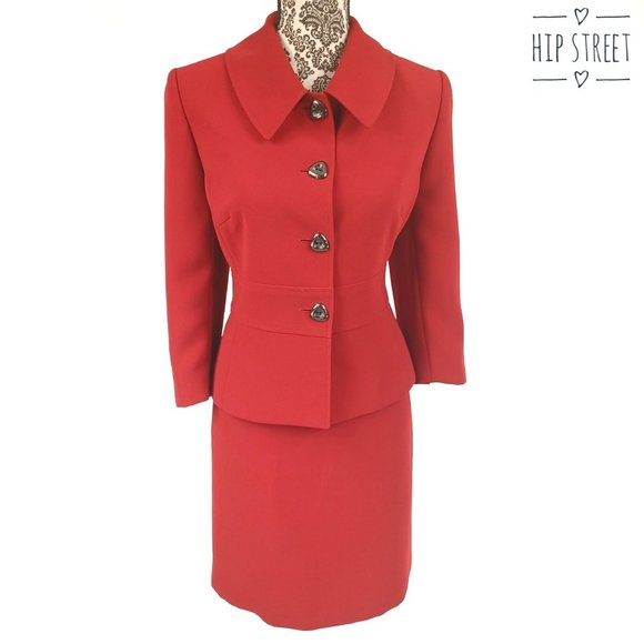 Tahari Dresses & Skirts - TAHARI 3/4 Sleeve Peter Pan Collar Jacket & Skirt Suit 12P